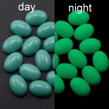 Kaboszon fluorescencyjny owal zielony 18x13mm