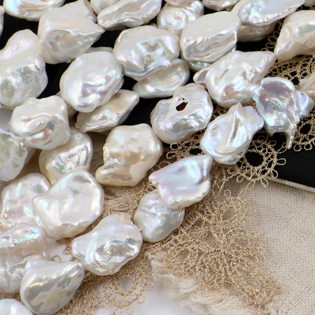 Perła słodkowodna baroque biała 15-25mm