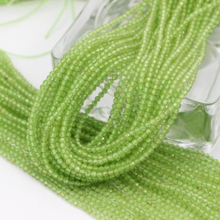Peridot kula fasetowana 2mm [sznur 40cm]