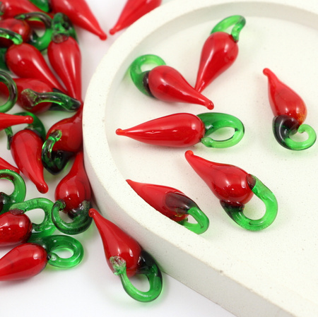 Zawieszka szklana papryka 35x10mm