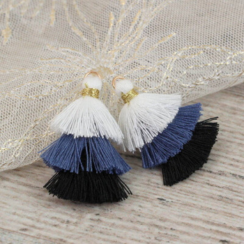 Chwost potrójny z ogniwem wielokolorowy mix 30x20mm