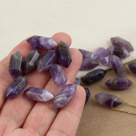 Ametyst zawieszka grot 20x9mm