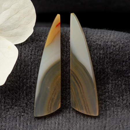 Kaboszony agat 32x8x3mm [para]