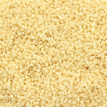 Miyuki Delica 11/0 Opaque Cream AB [5g]