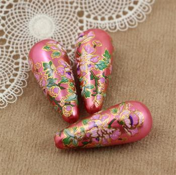 Kropla z żywicy różowa w kwiaty 32x13mm