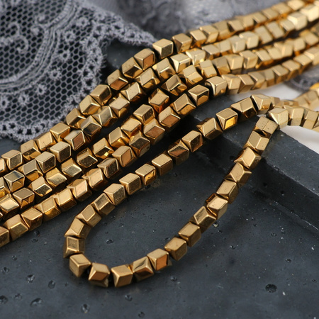 Hematyt złoty kostka pagon 3mm [sznur 40cm]