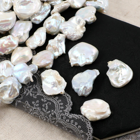 Perła słodkowodna baroque biała 15-25mm