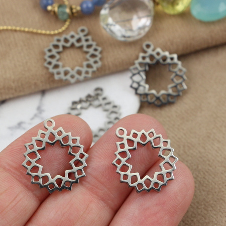 Zawieszka ażurowa mandala stal szlachetna 17mm