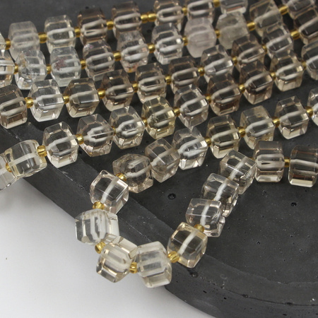 Kwarc dymny kostka 8x8mm
