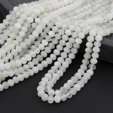 Kamień księżycowy oponka fasetowana 6x4mm [sznur 39cm]