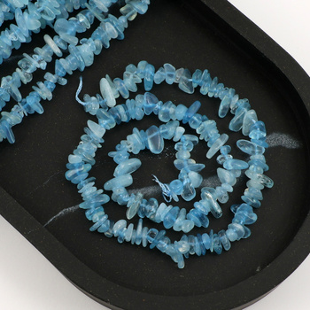 Akwamaryn sieczka 5-15mm [sznur 40cm]