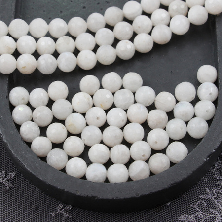 Kamień księżycowy kula fasetowana 8mm