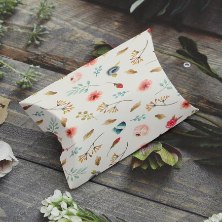 Pudełko składane typu poduszka boho 8x5x2cm