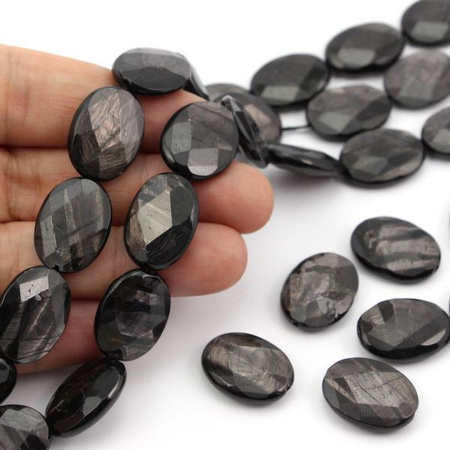 Hypersten owal fasetowany 20x15mm