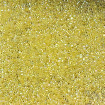 Miyuki Delica 11/0 Lined Pale Yellow [5g]