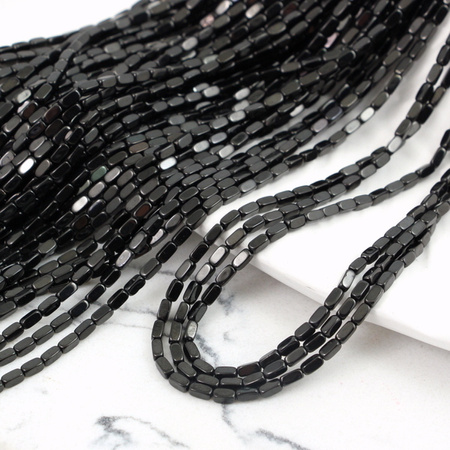 Hematyt czarny prostopadłościan 4x2mm [sznur 40cm]