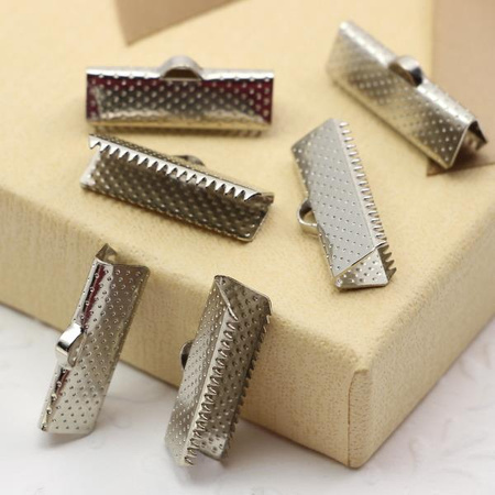 Zakończenie do tasiemek srebrne kropki 16mm