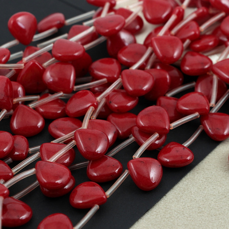 Jadeit łezka czerwona 15mm