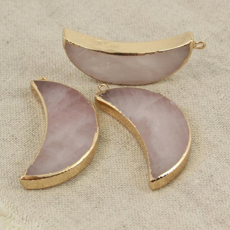 Kwarc różowy księżyc w złotej oprawie zawieszka 40x16mm