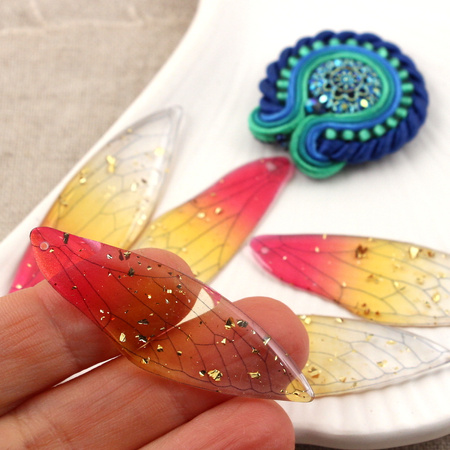 Akrylowa zawieszka skrzydło ważki czerwono-żółte 51x16mm