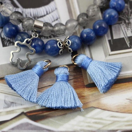 Chwost wiskozowy błękitny z ogniwem 20x6mm