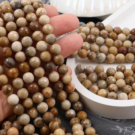 Drewno skamieniałe kula fasetowana 8mm
