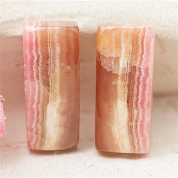 Rodochrozyt 17x7x5mm [para]