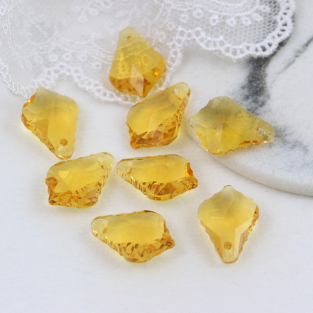 Kryształek szklany łezka barokowa fasetowana lt. topaz 16x11mm