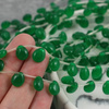 Jadeit łezka zielona 10x8mm