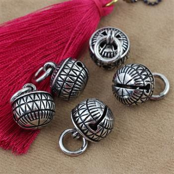 Zawieszka metalowa dzwonek 15x13mm