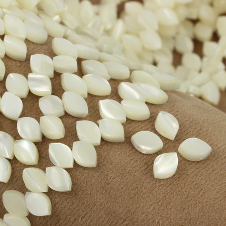 Masa perłowa kremowa markiza 8,5x6mm