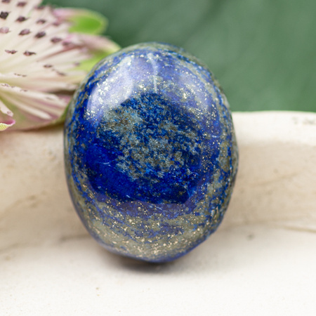 Kaboszon lapis lazuli 30x24x11mm