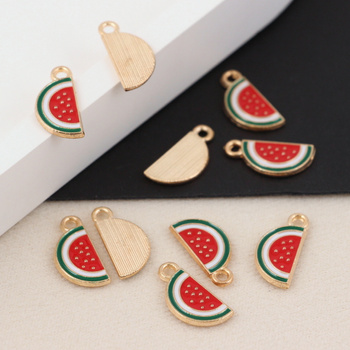 Zawieszka złota emaliowana arbuz 17x8mm