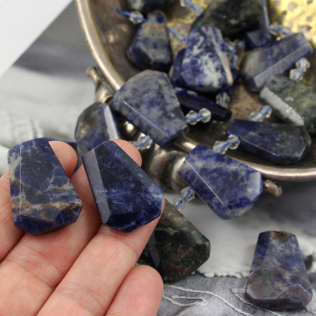 Sodalit zawieszka trapez 30x20mm