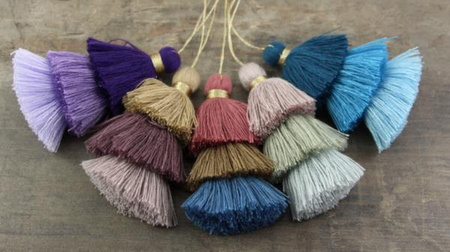 Chwost potrójny brudny róż mix 75x40mm