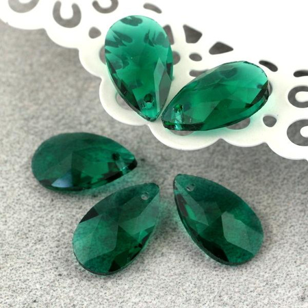 Kryształek szklany łezka fasetowana szmaragdowa 22x13mm