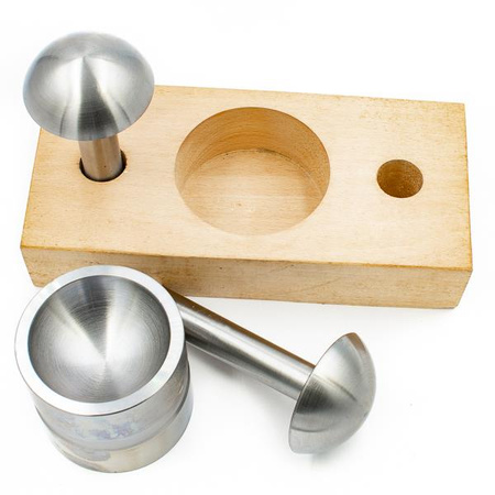 Anka stalowa - 2 gniazda, puncyny, podstawa.