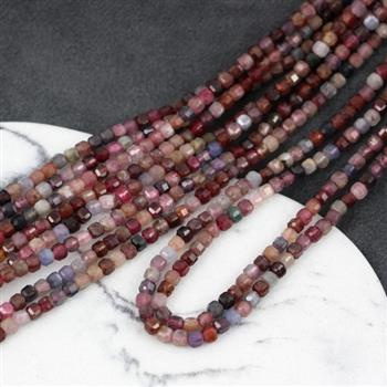Spinel różowy kostka fasetowana 3mm [sznur 39cm]