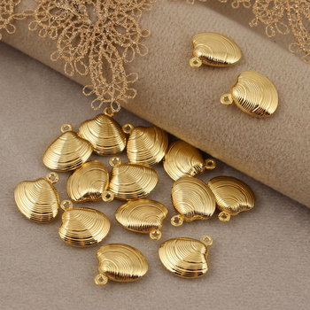 Zawieszka muszla mosiądz złocony 13mm