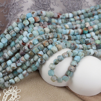 Larimar kostka fasetowana 4mm [sznur 39cm]