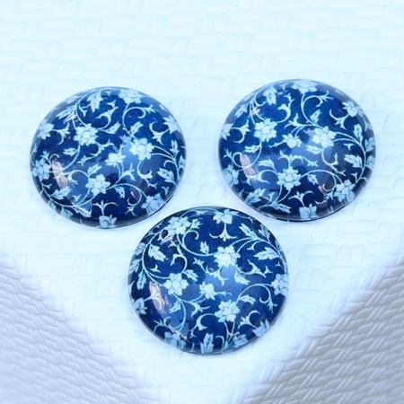 Kaboszon szklany z grafiką moneta 18mm