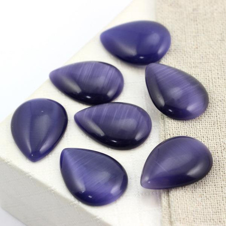 Kaboszon kocie oko łezka fioletowa 25x18mm