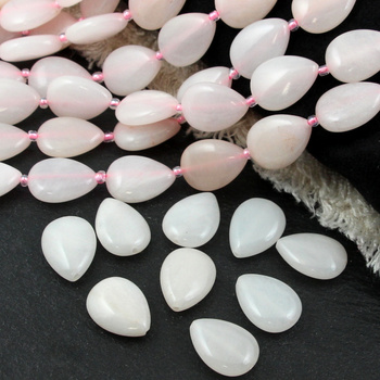 Awenturyn różowy łezka 18x13mm