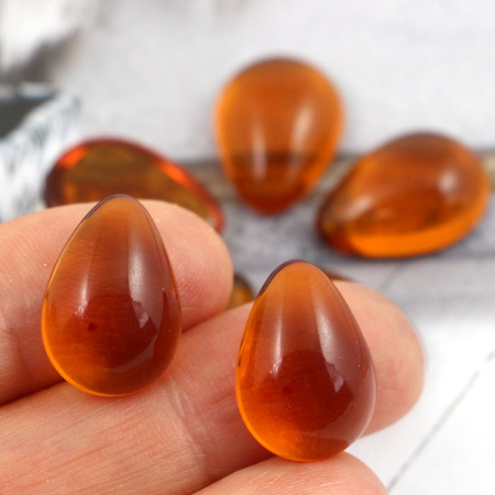 Kaboszon szklany Topaz łezka 18x13mm