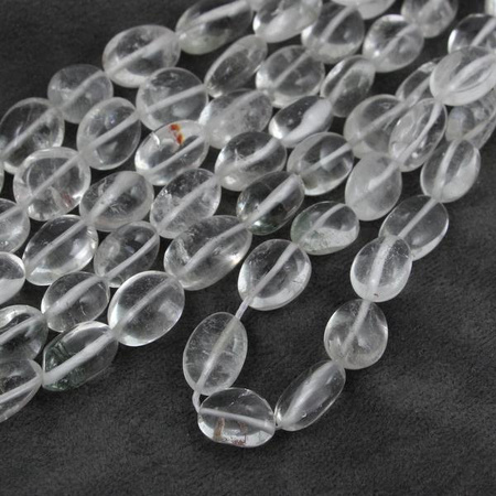 Kryształ górski nieregularny owal 16x12mm
