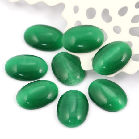 Kaboszon kocie oko owal szmaragdowy 18x13mm
