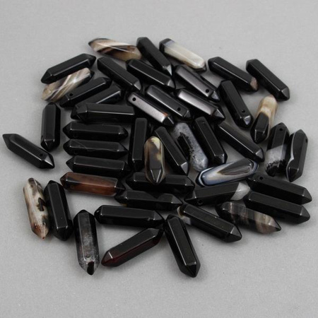 Agat czarny zawieszka grot 32x9mm