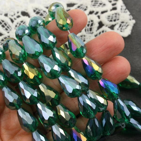 Kryształek szklany kropla fasetowana szmaragdowa luster AB 15x10mm