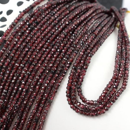 Granat oponka fasetowana 3x2mm [sznur 39cm]