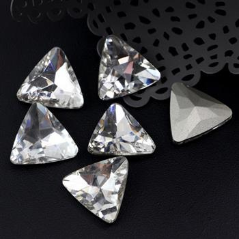 Kaboszon szklany trójkąt crystal 19mm